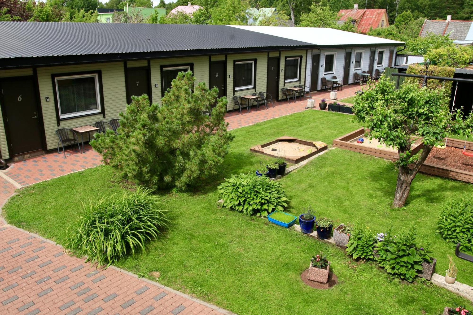 Guesthouse Maenniku ปาร์นู ภายนอก รูปภาพ