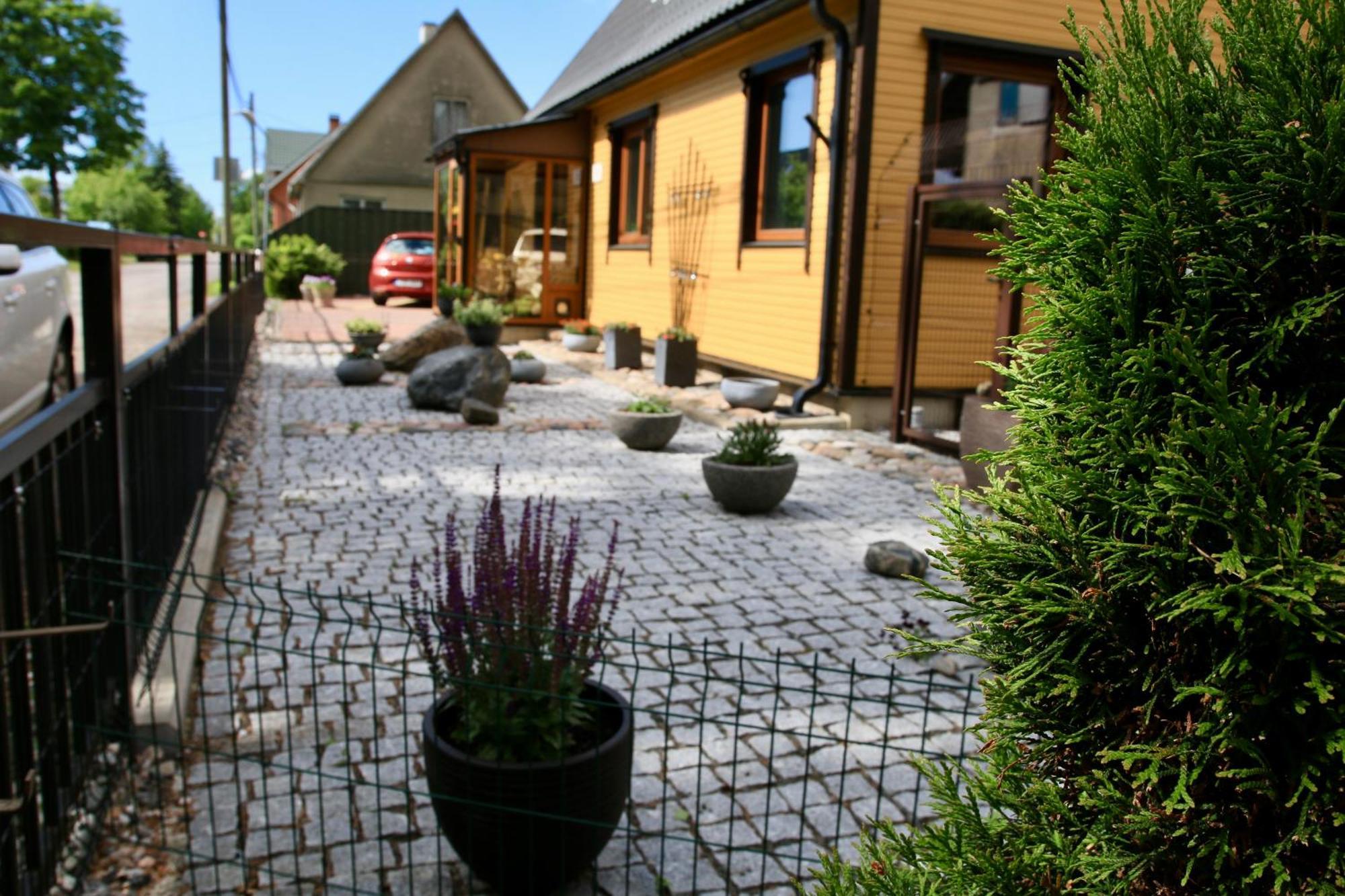 Guesthouse Maenniku ปาร์นู ภายนอก รูปภาพ